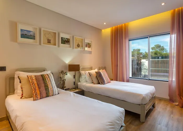 Deluxe Ancao Villa *